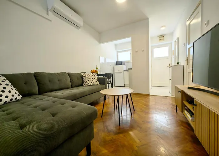 With Balcony In Apartament *