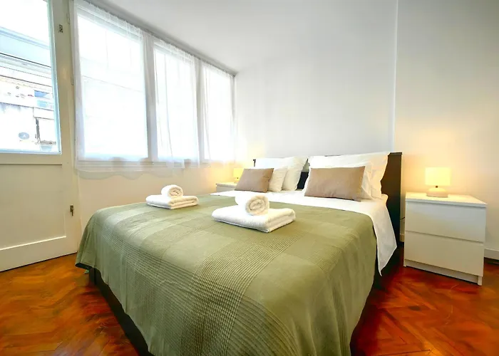 With Balcony In Lejlighed